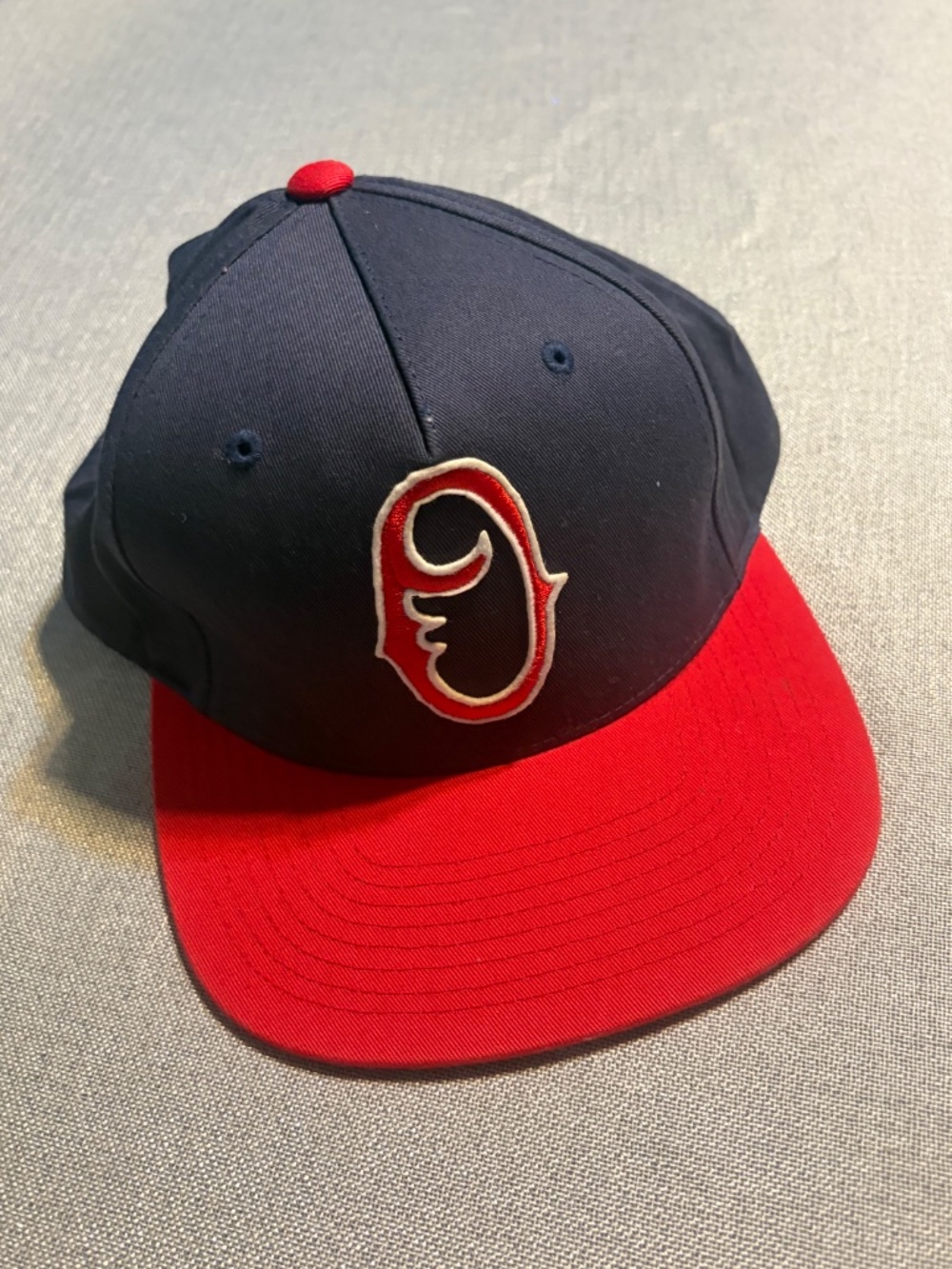 Obey Clothing UK Staple Snapback Baseball Hat/Cap Navy Blue Red Adjustable OS